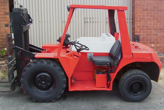 Manitou 4RM 20 HP (Buggie)